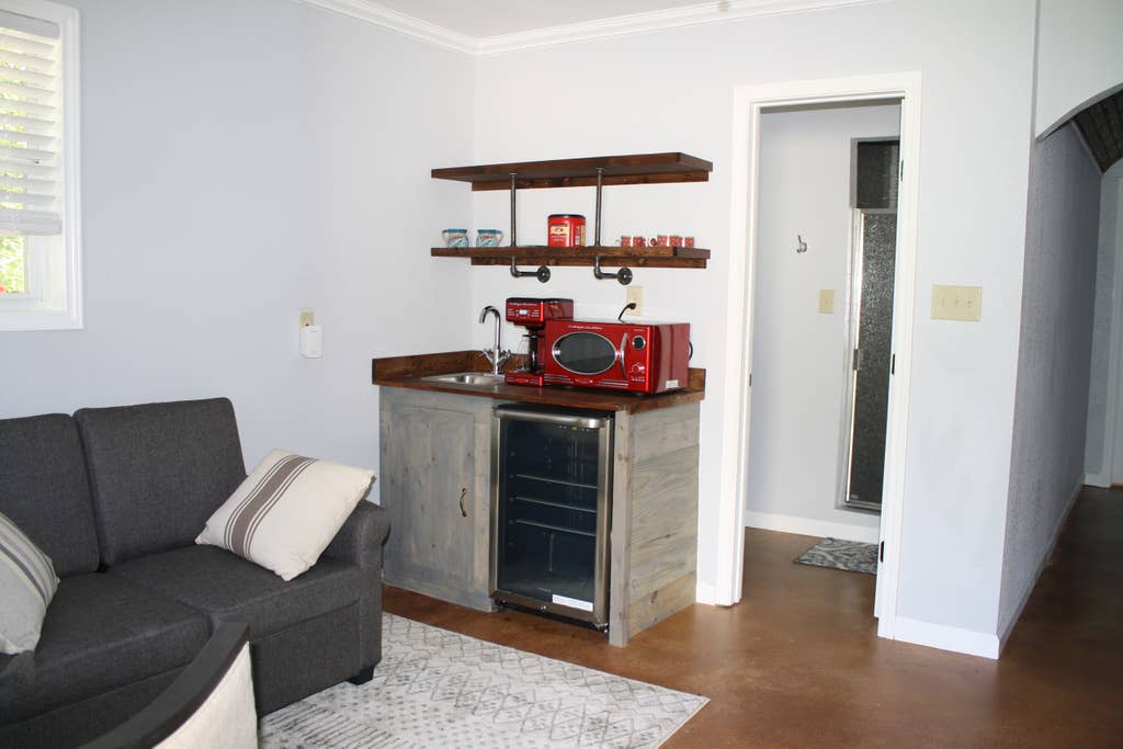 SecondCottageLivingRoom